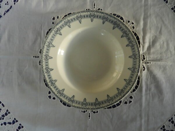 Assiette creuse (Terre de fer)