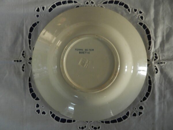 Assiette creuse (Terre de fer)